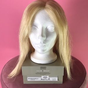 Raquel Welch Wig